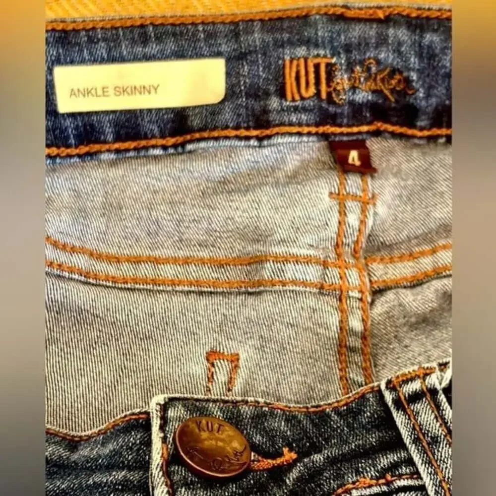 Kut From The Kloth Ankle Skinny Frayed hem Jeans Womenβs Size 4 - Picture 4 of 7
